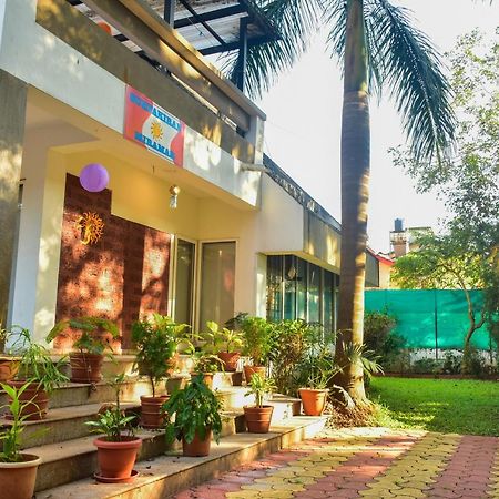 パナジ Surya Kiran Miramar Bed & Breakfast エクステリア 写真